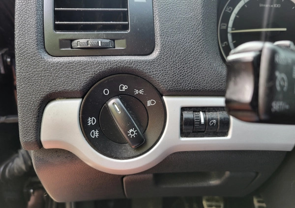 Skoda Octavia cena 12900 przebieg: 257000, rok produkcji 2006 z Ostrzeszów małe 466